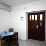781c Apartament *