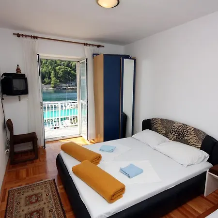 781c Apartament